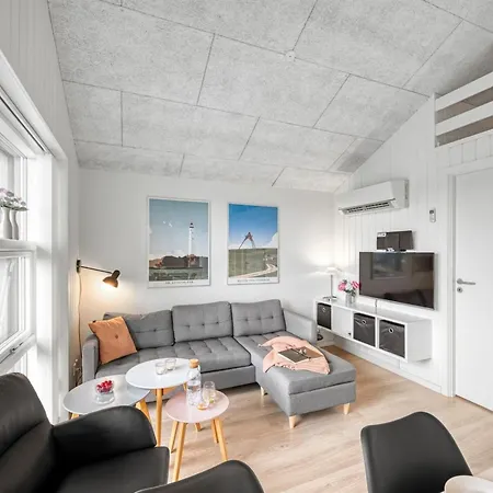 Apartman Antonelle - From The Sea By Interhome